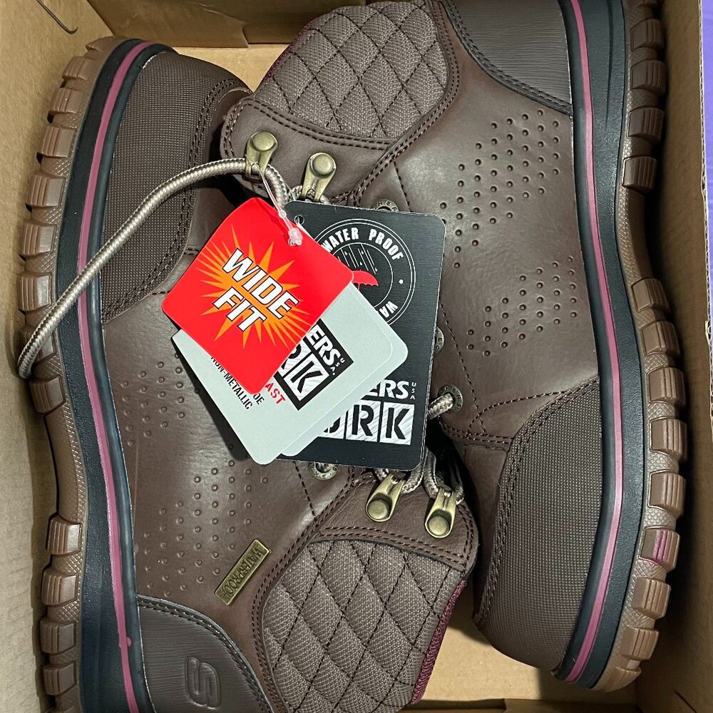 Women’s Skechers Mccoll Comp Toe Boot Brown Size 6